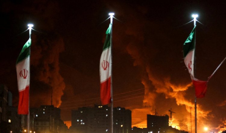Amerika sulmon Iranin: Bombarduesit B2 godasin centralet bërthamore! Reagon Trump
