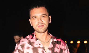 Yll Limani jep një mesazh nga vetura