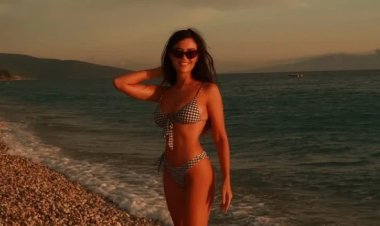 Eva Murati shkëlqen në bregdetin shqiptar: Borshi bosh, ashtu siç më pëlqen mua