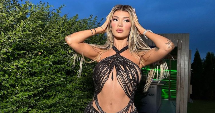 Era Istrefi publikon fotografi mahnitëse nga prapaskenat e dy projekteve të fundit