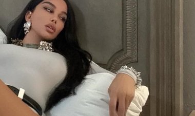 Vildane Zeneli ndez rrjetin me pozat e saj provokuese