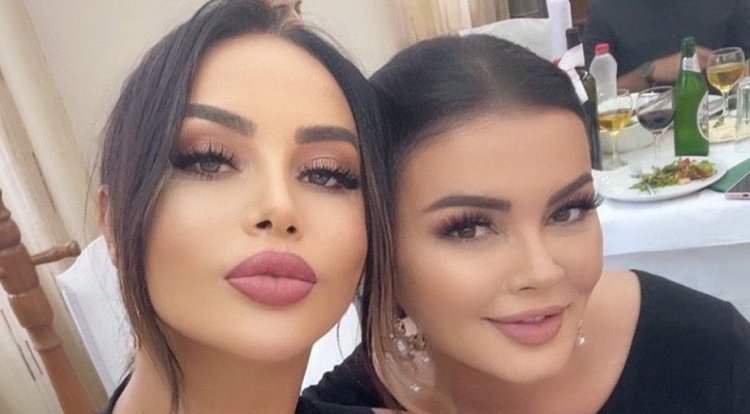 Eli Fara shkëlqen me plot elegancë në paraqitjen e fundit